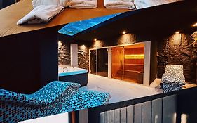 Mozaik Apartments & Spa - Modern 4-Star Apartments With Exclusive Private Spa Wellness In The City Center - Sauna, Jacuzzi, Turkish Bath - Free Parking, Wi-Fi - Rooms & Apartments Cuprija